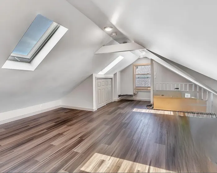 Third-floor bedroom with closets
