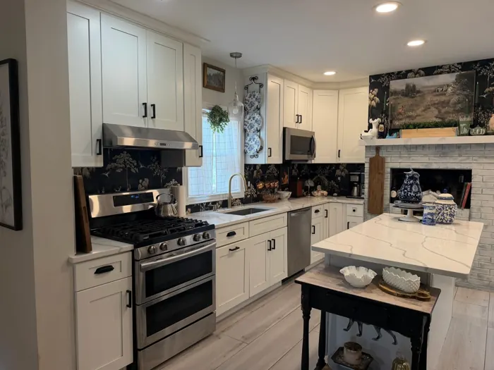 Gas range, hood and quartz island